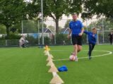 Laatste training S.K.N.W.K. JO9-1 van seizoen 2022-2023 (partijtje tegen de ouders) (141/178)